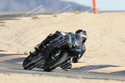 media/Nov-16-2025-Race Pace (Sun) [[8c5fa54630]]/Verified Riders/8-Turn 12 (120pm)/